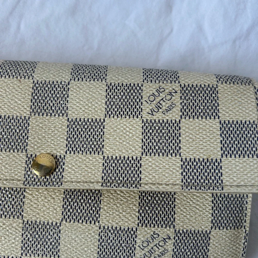 Auth Louis Vuitton Damier Azur Portefeuille Sarah long wallet in box - Picture 9 of 16